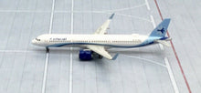 Load image into Gallery viewer, Gemini Jets 1/400 Interjet Airbus A321 neo XA-MAP

