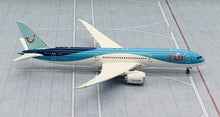 Load image into Gallery viewer, Gemini Jets 1/400 TUI Airways Boeing 787-9 G-TUIM
