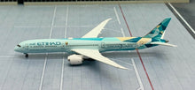 Load image into Gallery viewer, JC Wings 1/400 Etihad Airways Boeing 787-10 A6-BMH
