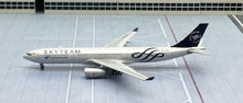 Load image into Gallery viewer, NG model 1/400 Garuda Indonesia Airbus A330-300 PK-GPR Skyteam 62010
