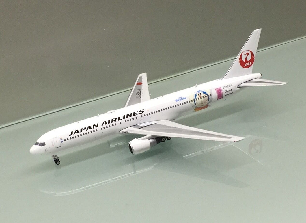 Phoenix 1/400 Japan Airlines JAL Boeing 767-300ER Doraemon JA622J