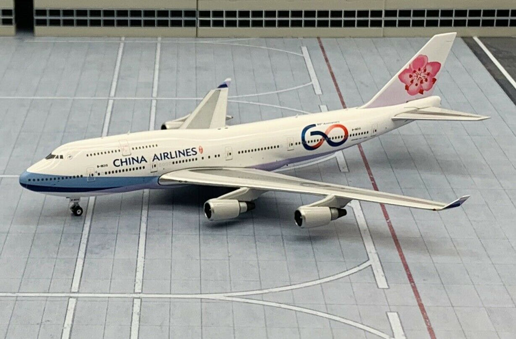 Phoenix 1/400 China Airlines Boeing 747-400 60th B-18210